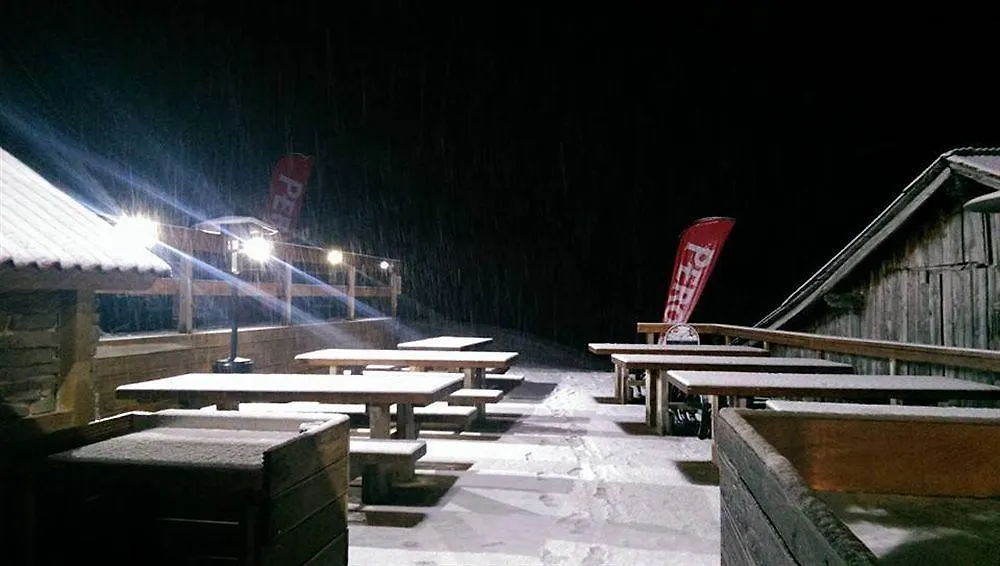 Infernomorzine Hotel 2*, Morzine France