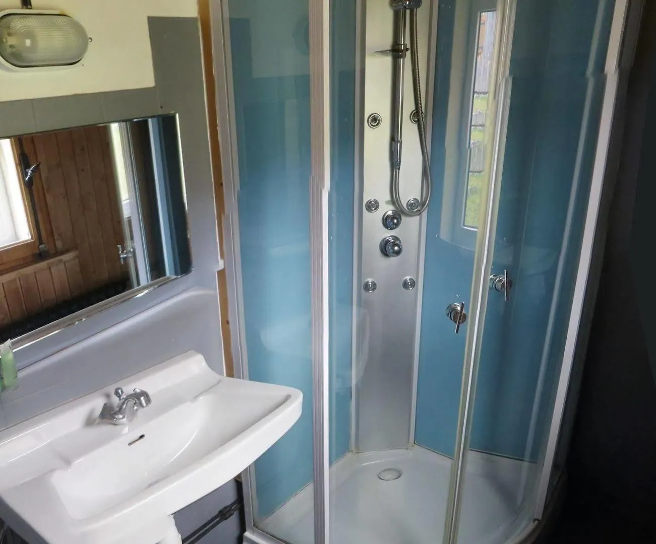 Infernomorzine Hotel  Morzine